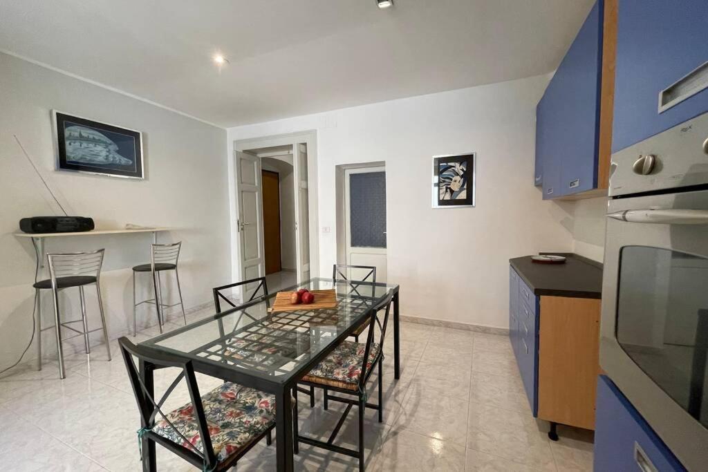 Petinoinapulia - Appartamento Per Famiglie E Amici Μπάρι Εξωτερικό φωτογραφία